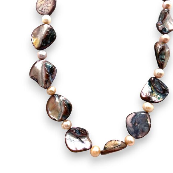 Teng Yue Beaded Necklace Natural Freshwater Pearls & Authentic Mother of Pearl - Picture 5 of 7